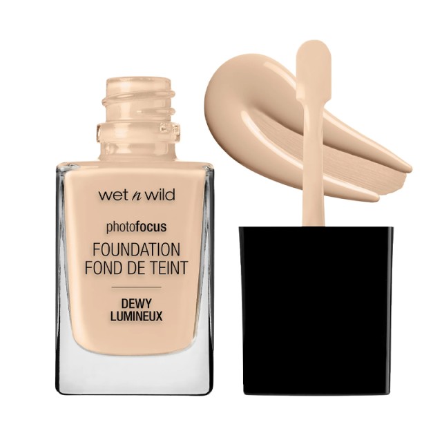 Wet n Wild Photo Focus Foundation - Dewy Soft Ivory 30ml