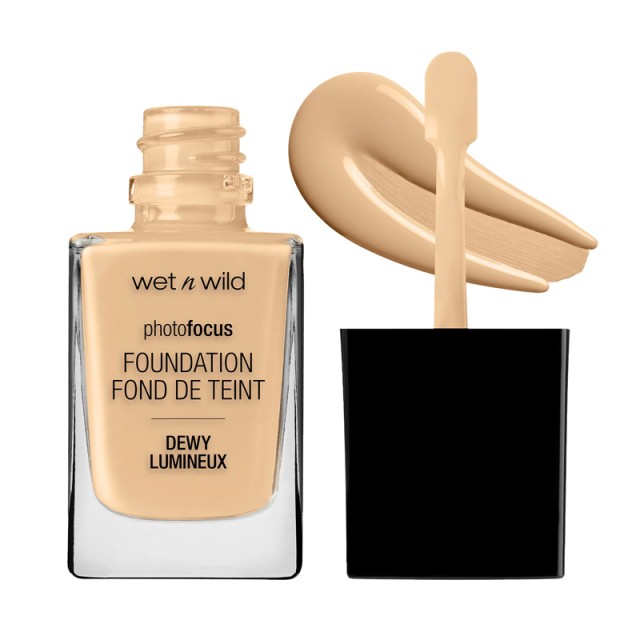 Wet n Wild Photo Focus Foundation - Dewy Soft Beige 30ml